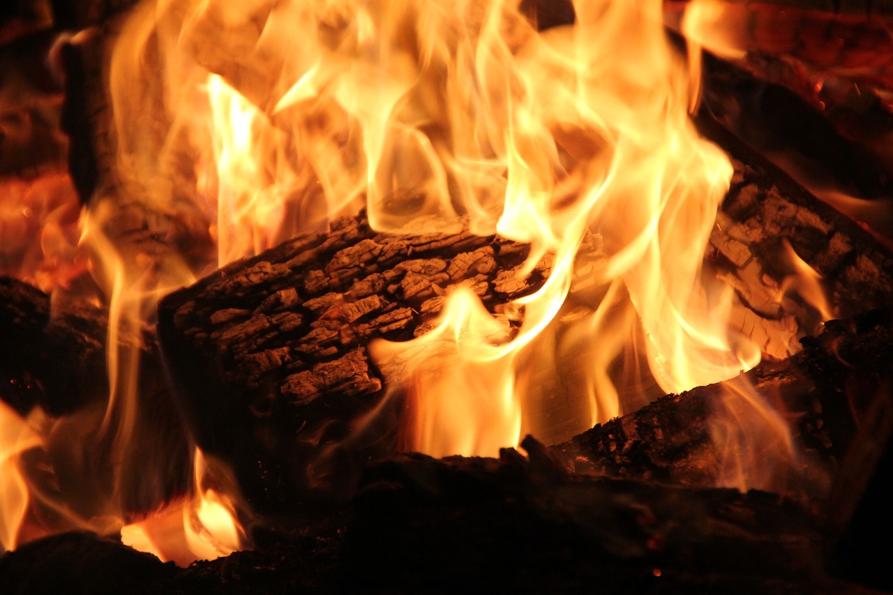 Expert Fireplace Cleaning in Park Ridge, IL Professional Fireplace Cleaning Services In Park Ridge Illinois